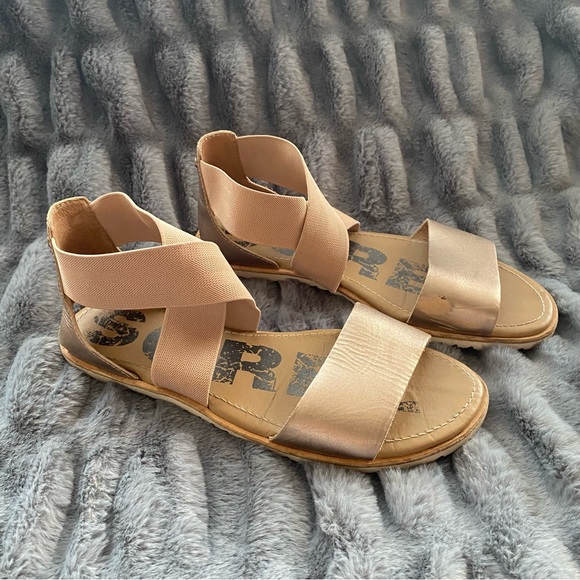 Sorel Ella™ Metallic Leather Sandal - Picture 3 of 10